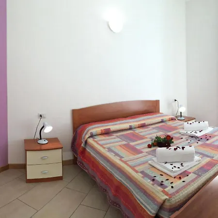 Locazione Turistica Azalee.2 Daire