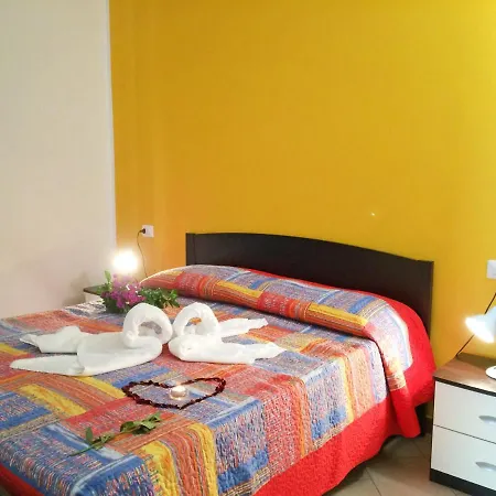 Locazione Turistica Azalee.2 * Vercana