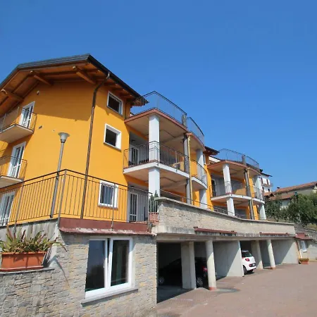 Apartment Locazione Turistica Azalee.2 Vercana